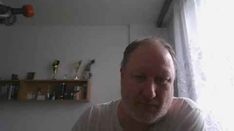 Snapshot of 1vaso chatting on 02.25.25 1vaso online show from 02.25.25