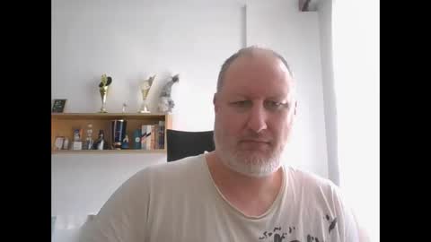 Snapshot of 1vaso chatting on 03.05.25 1vaso online show from 03.05.25