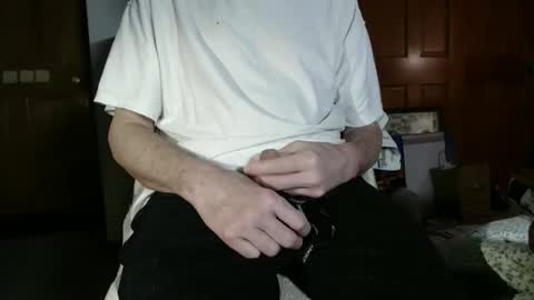 Snapshot of 1xy2z chatting on 01.08.25 1xy2z online show from 01.08.25