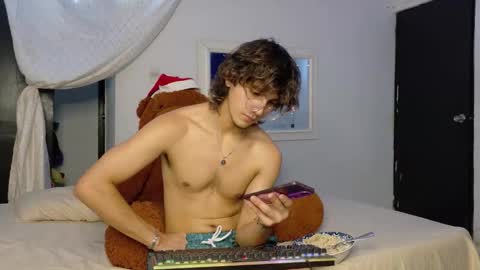 2006_tgn online show from 12.18.25