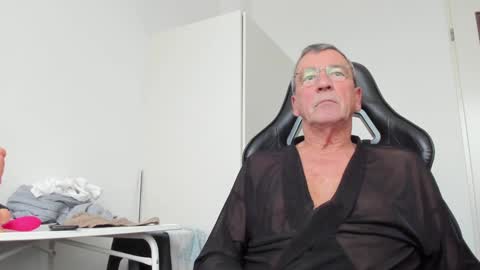 Henk online show from 12.10.24