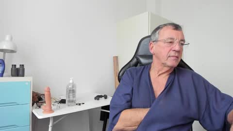 Henk online show from 01.06.25