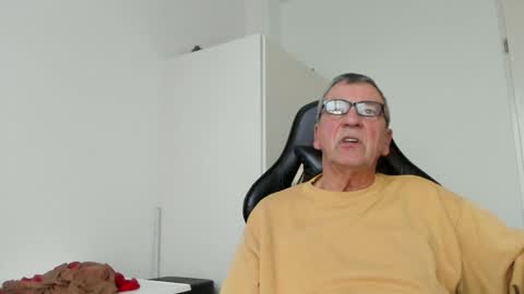 Henk online show from 01.22.25