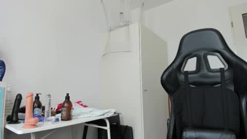 Henk online show from 09.14.25