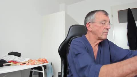 Henk online show from 11.01.25