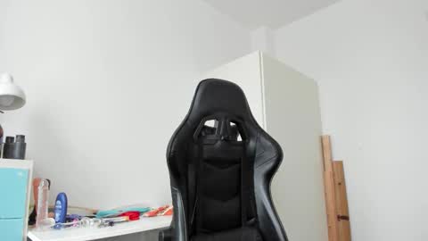 Henk online show from 02.04.26