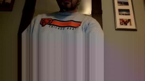 Snapshot of 2024newmiguel chatting on 11.03.25 Miguel online show from 11.03.25