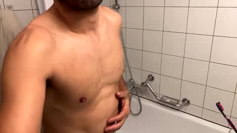 Snapshot of 2025rob chatting on 12.17.25 2025rob online show from 12.17.25