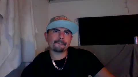 Snapshot of 210chulo chatting on 02.14.25 210chulo online show from 02.14.25