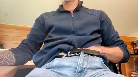 Snapshot of 22_acacia_avenue chatting on 09.11.25 22_acacia_avenue online show from 09.11.25