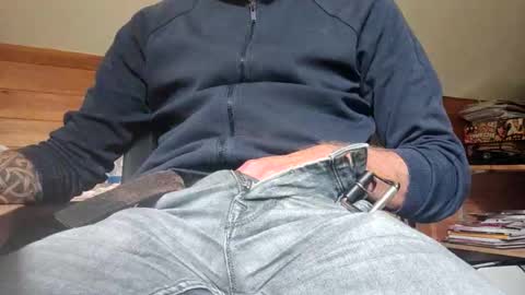 Snapshot of 22_acacia_avenue chatting on 09.13.25 22_acacia_avenue online show from 09.13.25