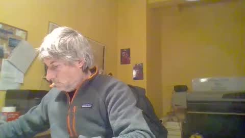 Snapshot of 22esserre chatting on 12.10.24 22esserre online show from 12.10.24