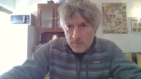 Snapshot of 22esserre chatting on 12.27.24 22esserre online show from 12.27.24