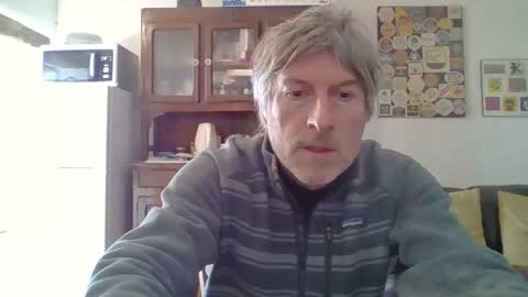 Snapshot of 22esserre chatting on 01.03.25 22esserre online show from 01.03.25