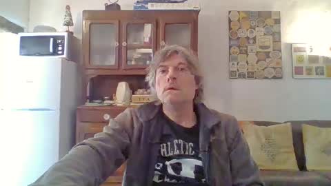 Snapshot of 22esserre chatting on 02.03.25 22esserre online show from 02.03.25
