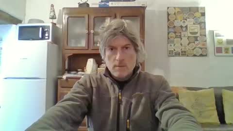 Snapshot of 22esserre chatting on 02.07.25 22esserre online show from 02.07.25
