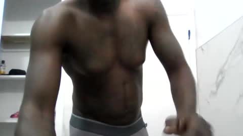 Snapshot of 242doggy242 chatting on 03.01.25 420 Bbc online show from 03.01.25