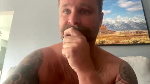 Snapshot of 247edgeallday chatting on 09.17.25 247edgeallday online show from 09.17.25