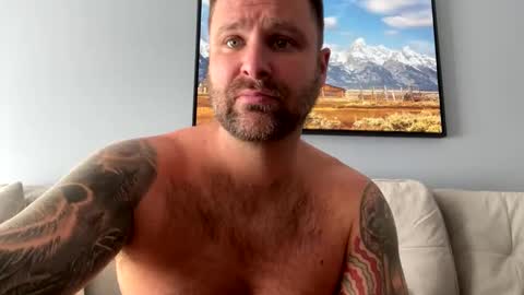 Snapshot of 247edgeallday chatting on 10.13.25 247edgeallday online show from 10.13.25