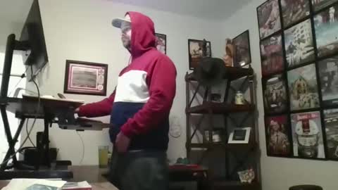 Snapshot of 247edgeallday chatting on 10.27.25 247edgeallday online show from 10.27.25