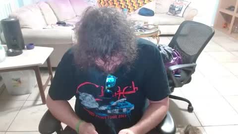 Snapshot of 2dirtyhillbillies chatting on 05.21.26 ThrillBilly online show from 05.21.26
