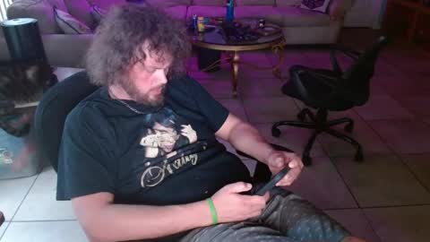 Snapshot of 2dirtyhillbillies chatting on 05.27.26 ThrillBilly online show from 05.27.26