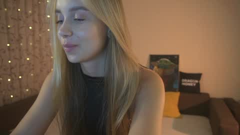 Elley  online show from 12.26.24