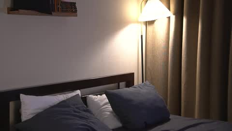 Elley  online show from 02.19.26