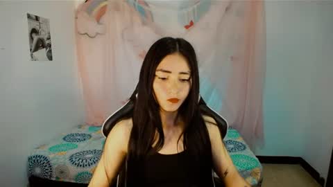 Snapshot of 2girls__dream chatting on 07.22.26 samantha sharon online show from 07.22.26