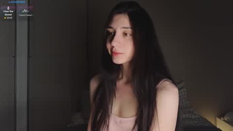 Lina       free control in pvt online show from 03.03.25