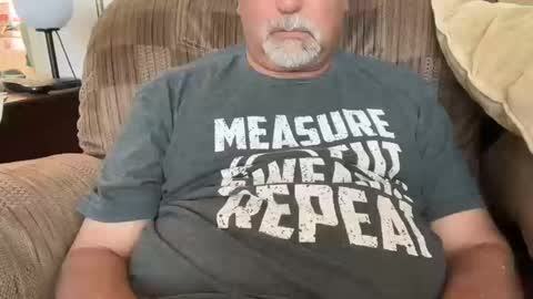 Snapshot of 2sp64 chatting on 10.12.25 2sp64 online show from 10.12.25