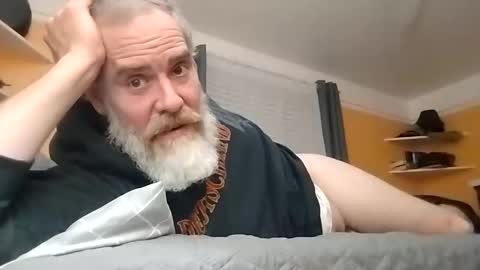 Snapshot of 32666damon chatting on 12.16.25 32666damon online show from 12.16.25