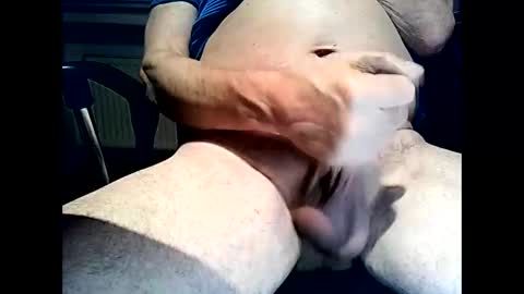 Snapshot of 35cam chatting on 12.02.24 35cam online show from 12.02.24