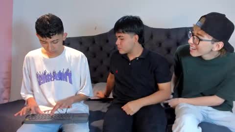 Guy 1  Guy 2  Guy 3. online show from 11.08.25