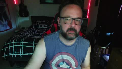 Snapshot of 3ndlessmike chatting on 05.28.26 3ndlessmike online show from 05.28.26