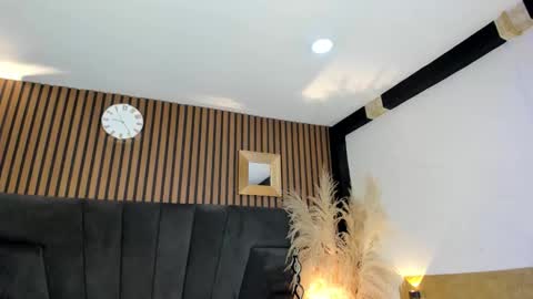 3X NAXAA online show from 12.20.25