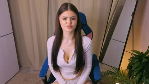 Eva online show from 03.31.26