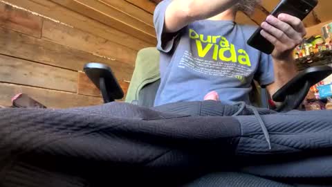 Snapshot of 420alwayshard chatting on 11.15.25 420alwayshard online show from 11.15.25