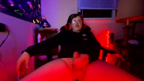 Snapshot of 420jizzva chatting on 02.04.25 Daddythickdick420 online show from 02.04.25