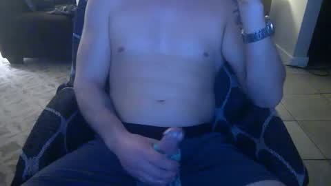 Snapshot of 42o_blah chatting on 12.11.24 42o_blah online show from 12.11.24