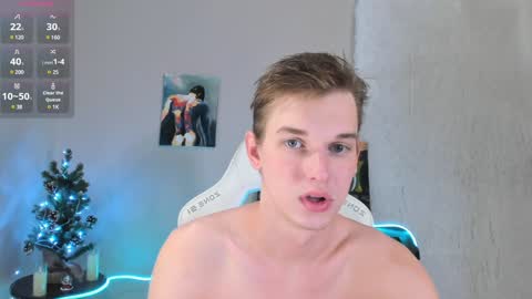 Snapshot of 4ever_dude chatting on 01.06.25 Andrew online show from 01.06.25