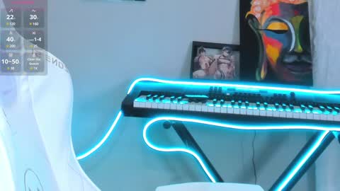 Snapshot of 4ever_dude chatting on 02.08.25 Andrew online show from 02.08.25