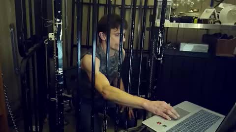 4u2keeplockedup online show from 10.23.25