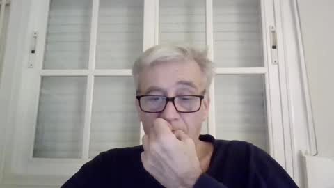 Snapshot of 52artur chatting on 01.06.25 52artur online show from 01.06.25