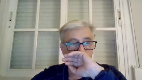 Snapshot of 52artur chatting on 04.26.26 52artur online show from 04.26.26