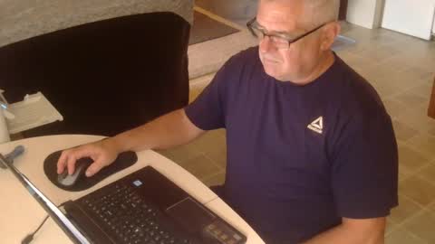 Snapshot of 55mnc chatting on 09.29.25 Joe online show from 09.29.25