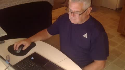 Snapshot of 55mnc chatting on 10.10.25 Joe online show from 10.10.25