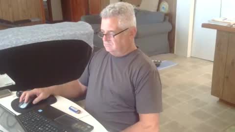 Snapshot of 55mnc chatting on 10.21.25 Joe online show from 10.21.25