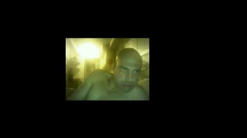 Snapshot of 5minuescum chatting on 11.16.25 RecentBison online show from 11.16.25