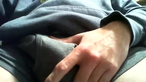 Snapshot of 61pan chatting on 02.19.25 61pan online show from 02.19.25